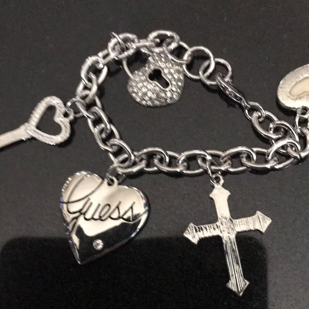 Charm bracelet